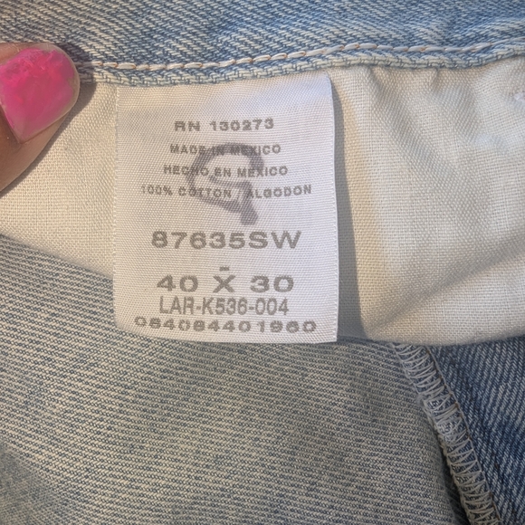 Classic Light Blue Relaxed Men's Jeans - Picture 5 of 10